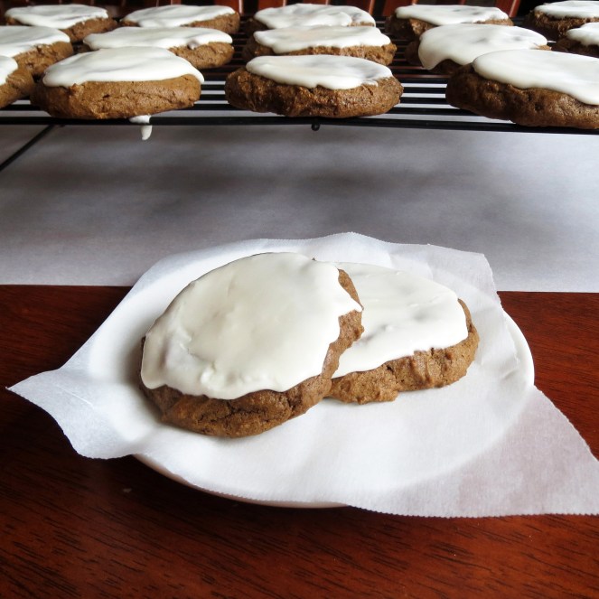 Iced Molasses Cookies I Rumbly in my Tumbly