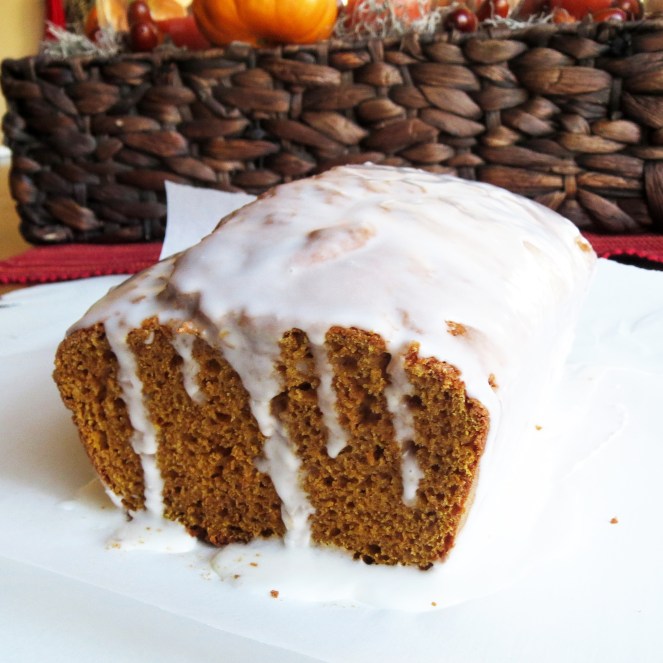 Starbucks Pumpkin Pound Cake - No butter, no oil I Rumbly in my Tumbly