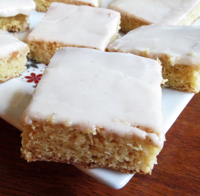 Eggnog Bars by Rumbly in my Tumbly
