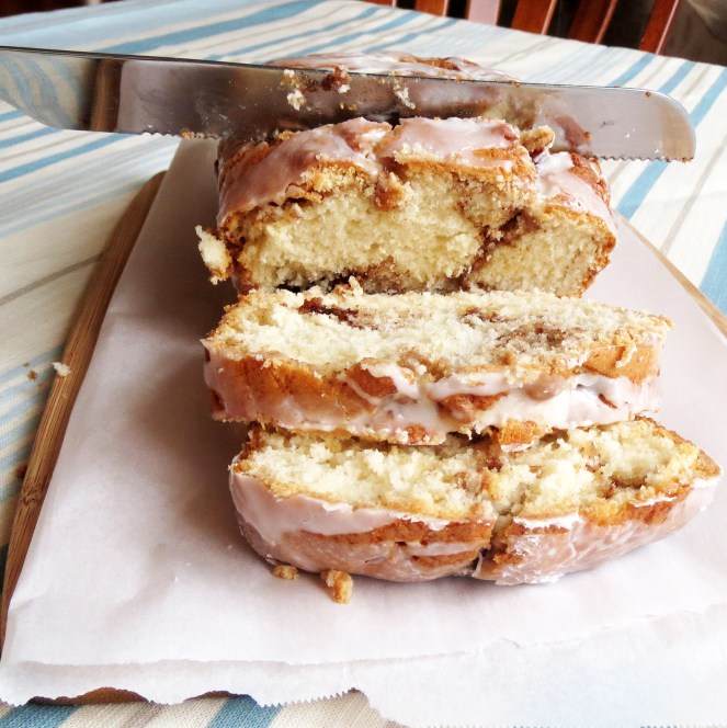 Cinnamon Roll Quick Bread