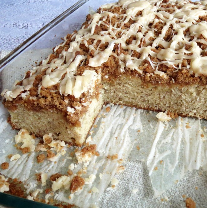 Banana Crumb Cake I Rumbly in my Tumbly