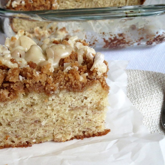 Banana Crumb Cake I Rumbly in my Tumbly