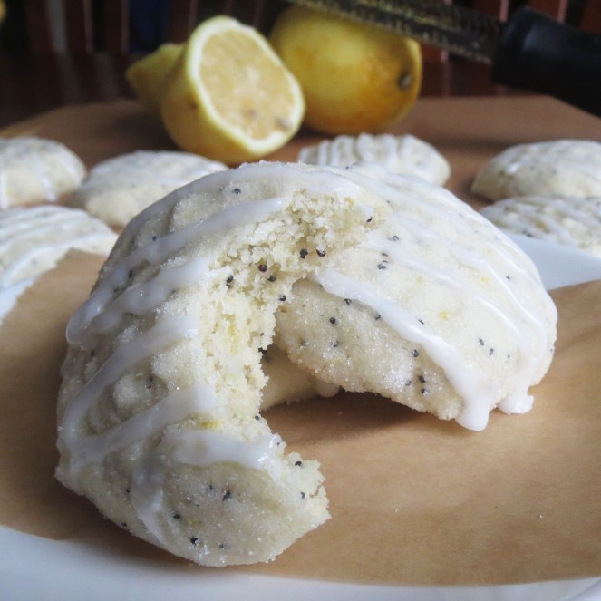 Lemon Poppyseed "Muffin Top" Cookies by Rumbly in my Tumbly