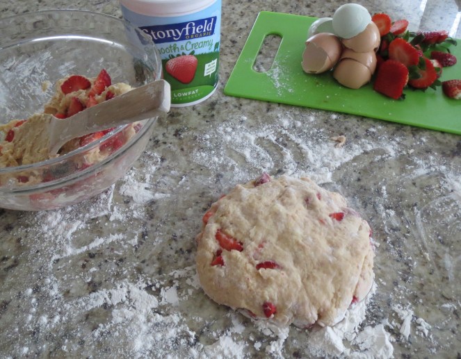 Strawberry Scones by Rumbly in my Tumbly