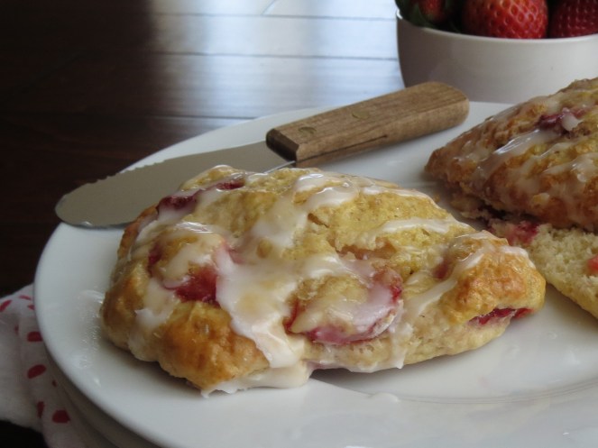 Strawberry Scones by Rumbly in my Tumbly