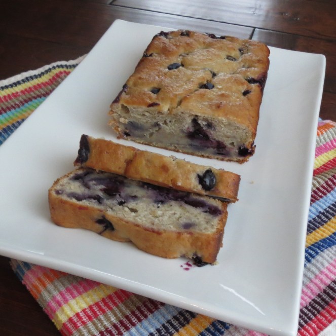 Blueberry Banana Bread (Rumbly in my Tumbly)