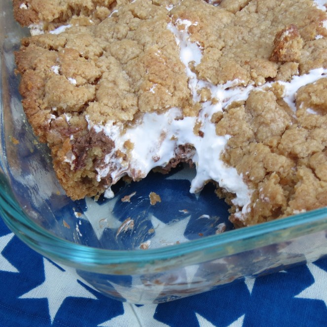 Baked S'mores Bars by Rumbly in my Tumbly