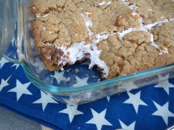 Baked S'mores Bars by Rumbly in my Tumbly