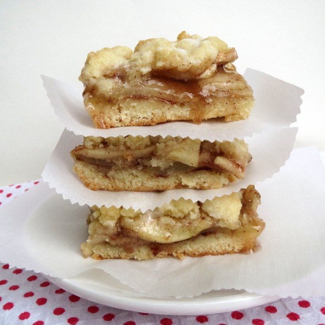 Rumbly in my Tumbly Apple Streusel Bars