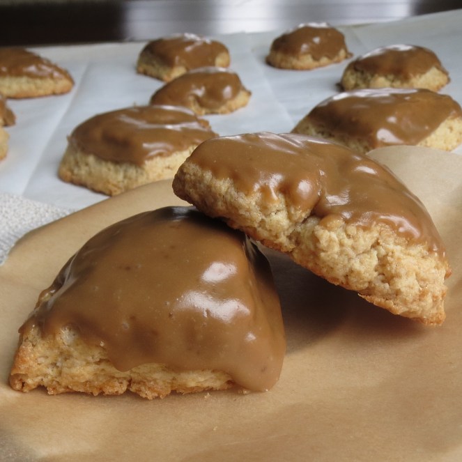 IPetite Maple Glazed Scones by Rumbly in my Tumbly