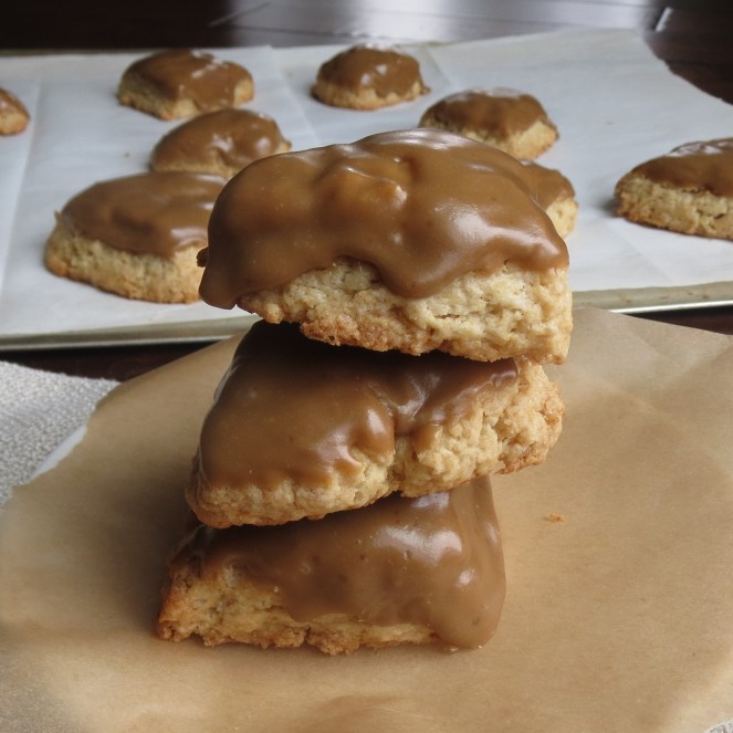 Petite Maple Glazed Scones by Rumbly in my Tumbly