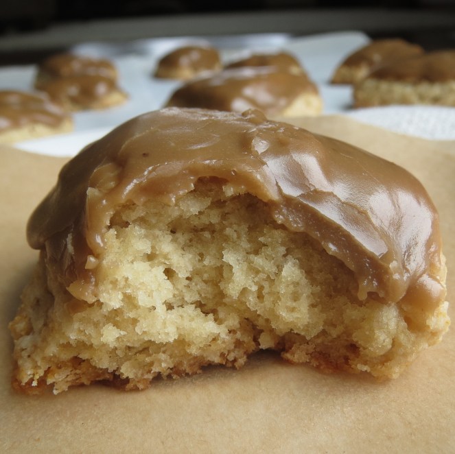 Petite Maple Glazed Scones by Rumbly in my Tumbly