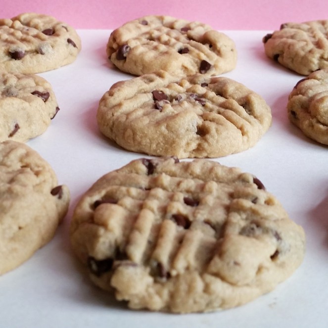 World's Greatest Chocolate Chip Peanut Butter Cookies by Rumbly in my Tumbly
