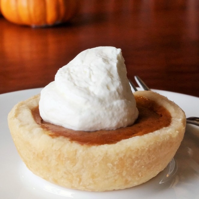 Pumpkin Pies in a Muffin Tin by Rumbly in my Tumbly