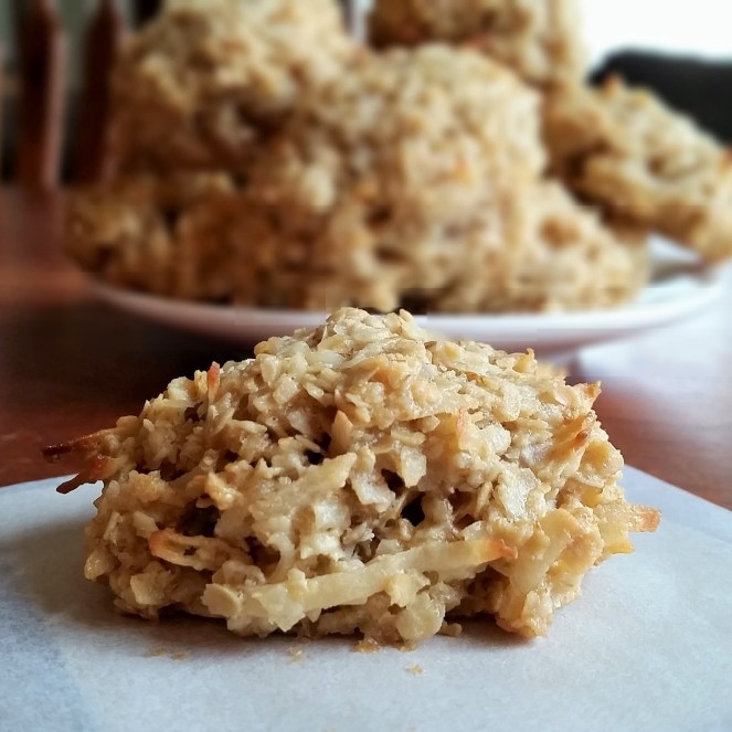 Oatmeal Coconut Cookies (Naturally gluten-free and dairy-free) by Rumbly in my Tumbly
