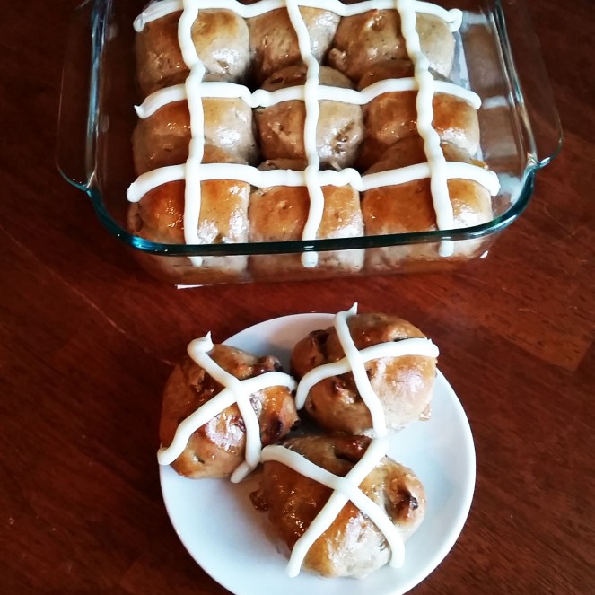 Hot Cross Buns (Tasty ones) by Rumbly in my Tumbly