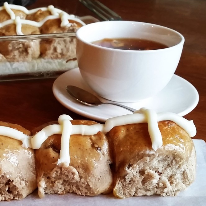 Hot Cross Buns (Tasty ones) by Rumbly in my Tumbly
