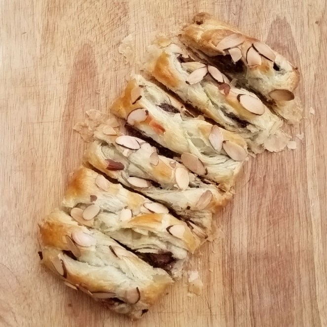 Chocolate Almond Braid by Rumbly in my Tumbly