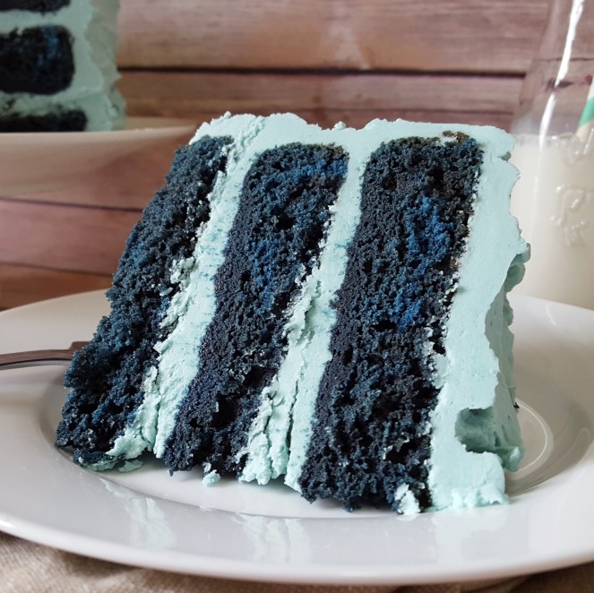 Blue Velvet Cake by Rumbly in my Tumbly