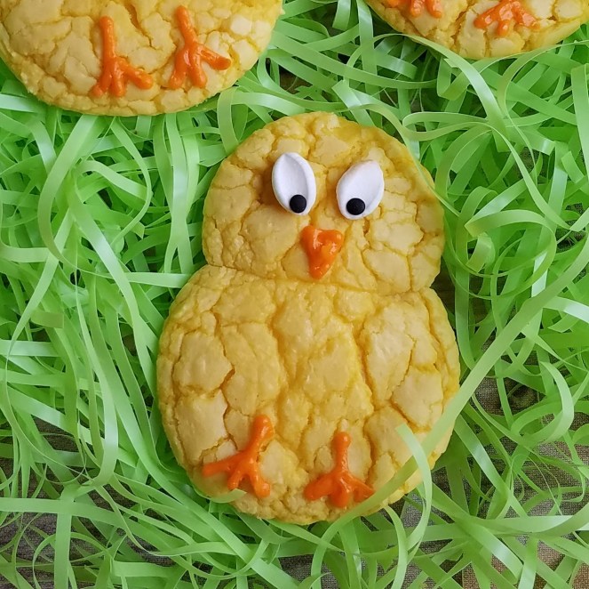 Easter Chick Cake Mix Cookies by Rumbly in my Tumbly