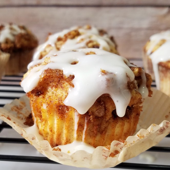 Cinnamon Roll Muffins - Rumbly in my Tumbly