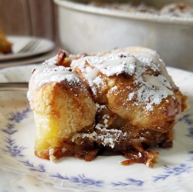 Apple Pie Cinnamon Rolls (using frozen puff pastry) by Rumbly in my Tumbly