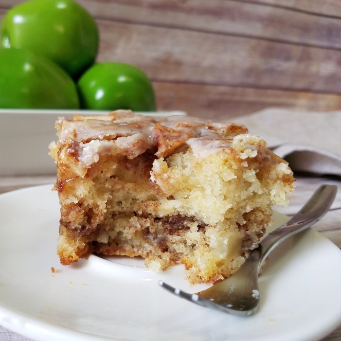 Apple Cinnamon Roll Cake by Rumbly in my Tumbly