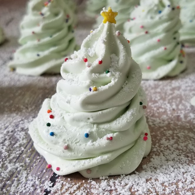 Christmas Tree Meringue Cookies by Rumbly in my Tumbly