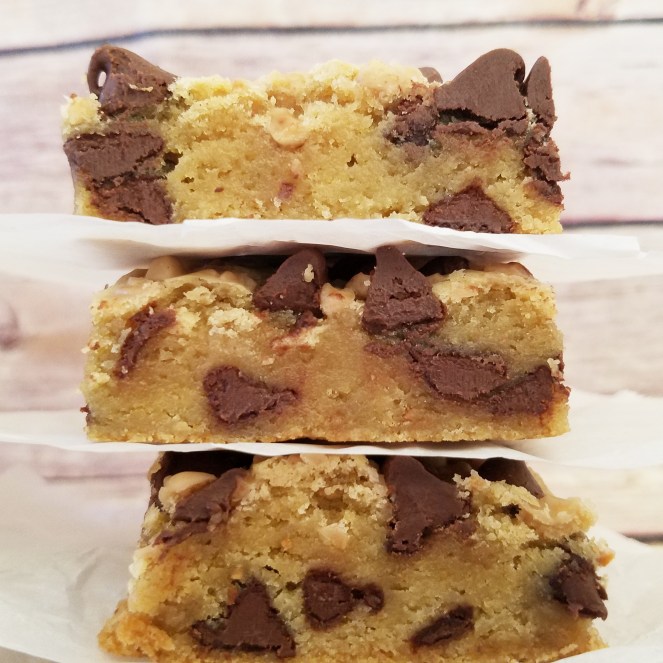 Toffee Chocolate Chip Bars by Rumbly in my Tumbly