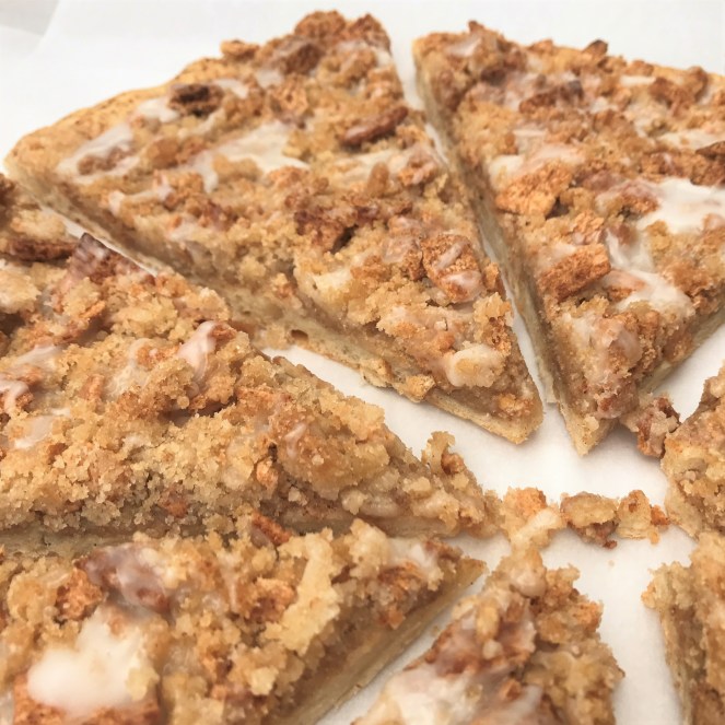Cinnamon Toast Crunch Dessert Pizza by Rumbly in my Tumbly