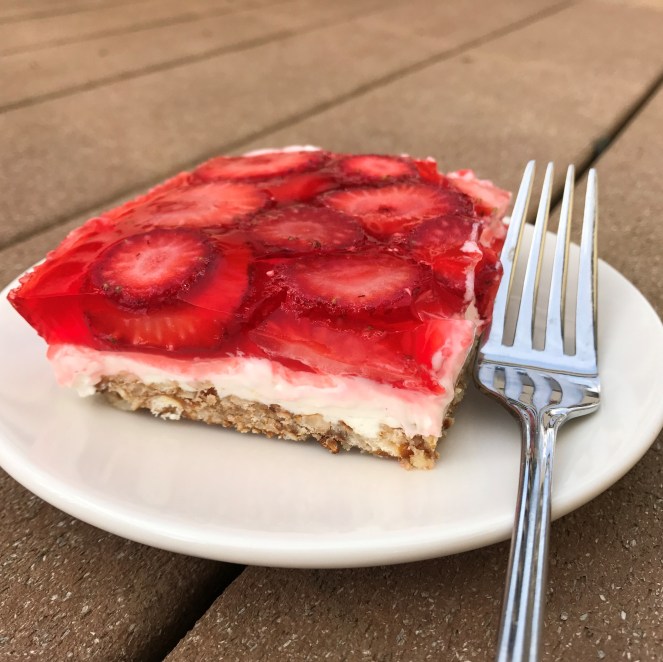 Strawberry Pretzel Cheesecake Dessert