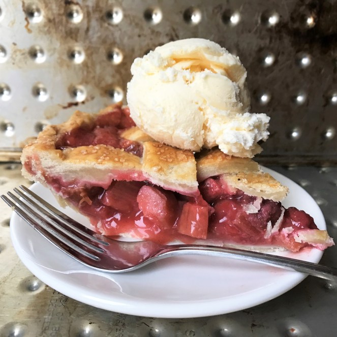 Homemade Strawberry Rhubarb Pie - Rumbly in my Tumbly blog