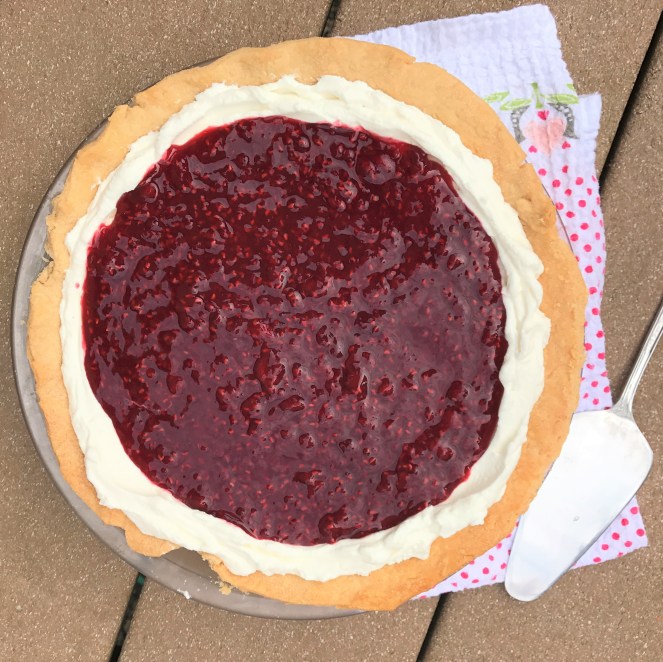 Raspberry Cream Pie