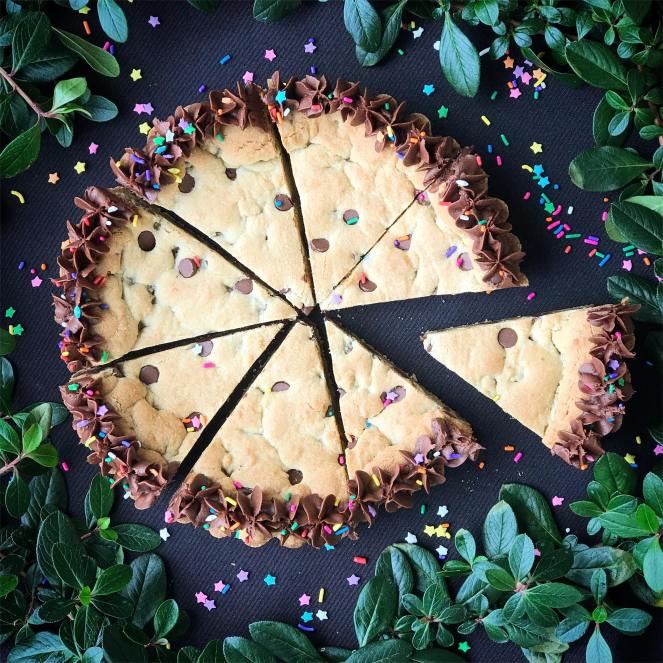 Mrs. Fields Copycat Chocolate Chip Cookie Cake