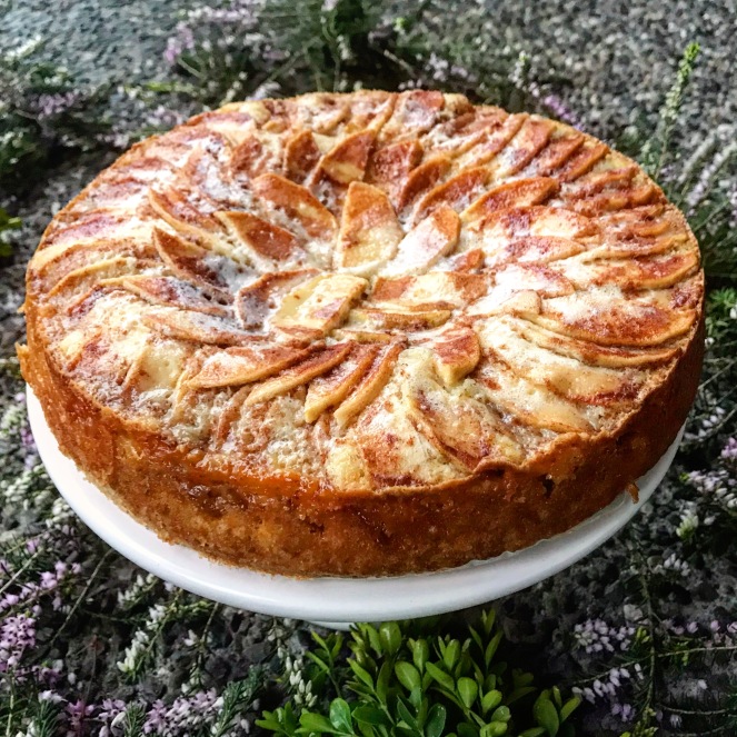Apple Kuchen {German Apple Cake}