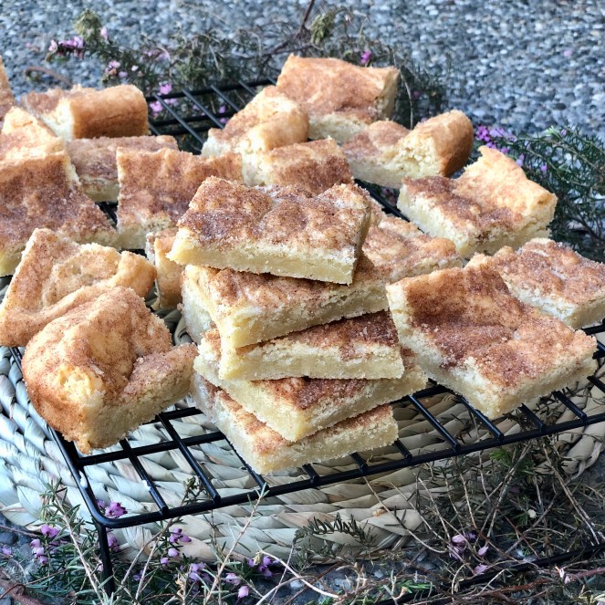 Snickerdoodle Blondies
